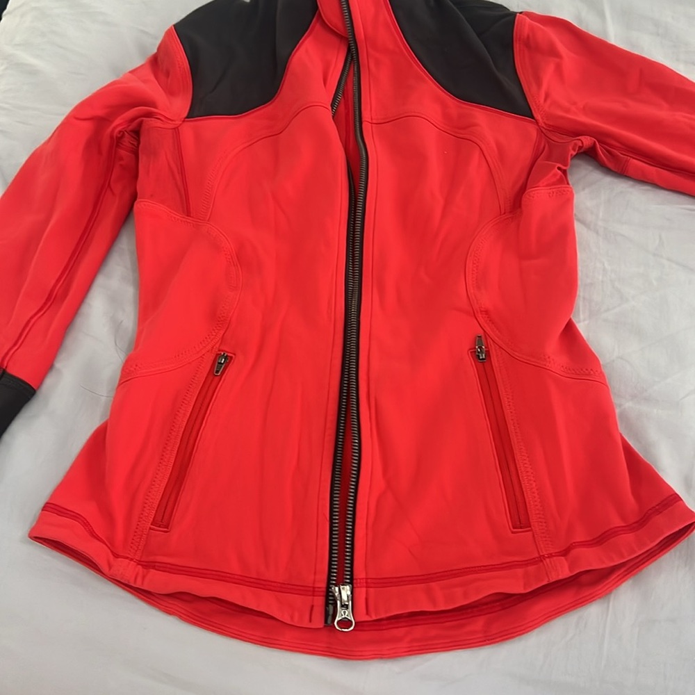 lululemon athletica Red and Black Full-Zip Jacket - Picture 3 of 7